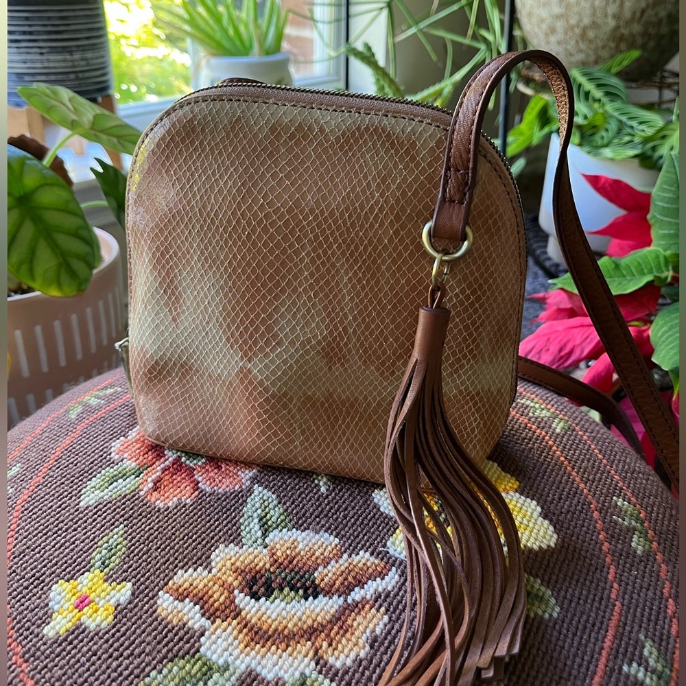HOBO Brown Crossbody Bag with Sleek Design - Picture 4 of 6